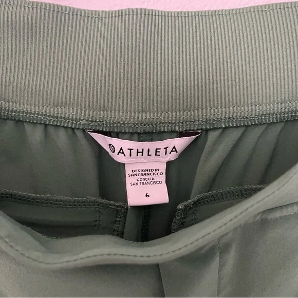 Athleta Brooklyn Ankle Pant in Vineyard Green - Picture 7 of 8